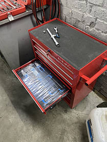 Візок для інструментів 3