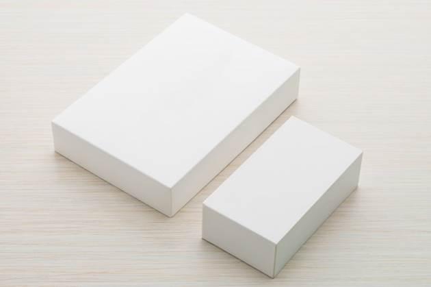 Подарочная картонная самосборная коробка 35х30х10см белая упаковка для подарков одежды - фото 8 - id-p1759969443