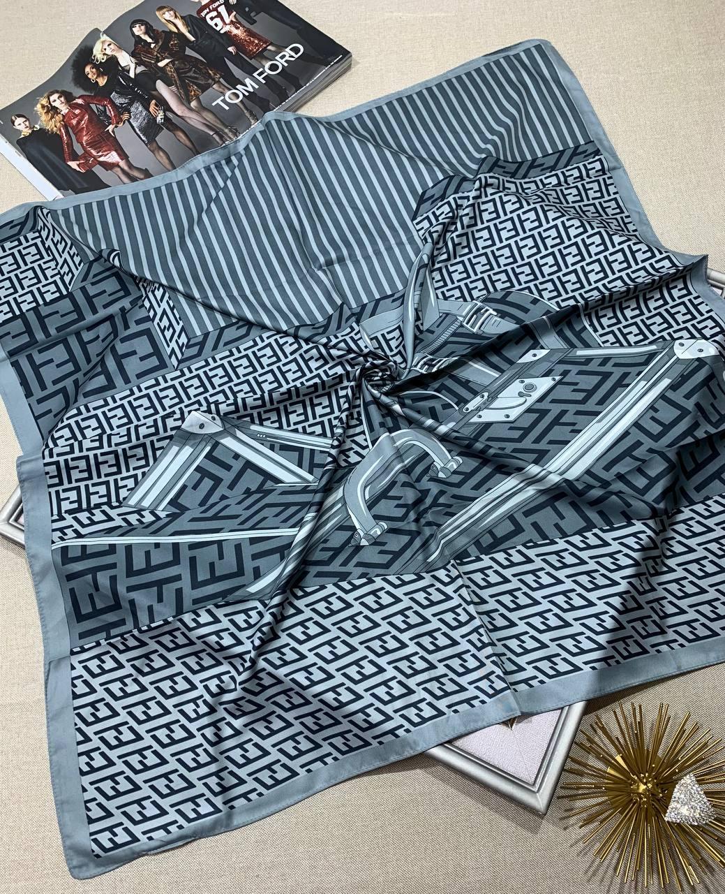 Шовкова хустка baggage 90*90 см сіра