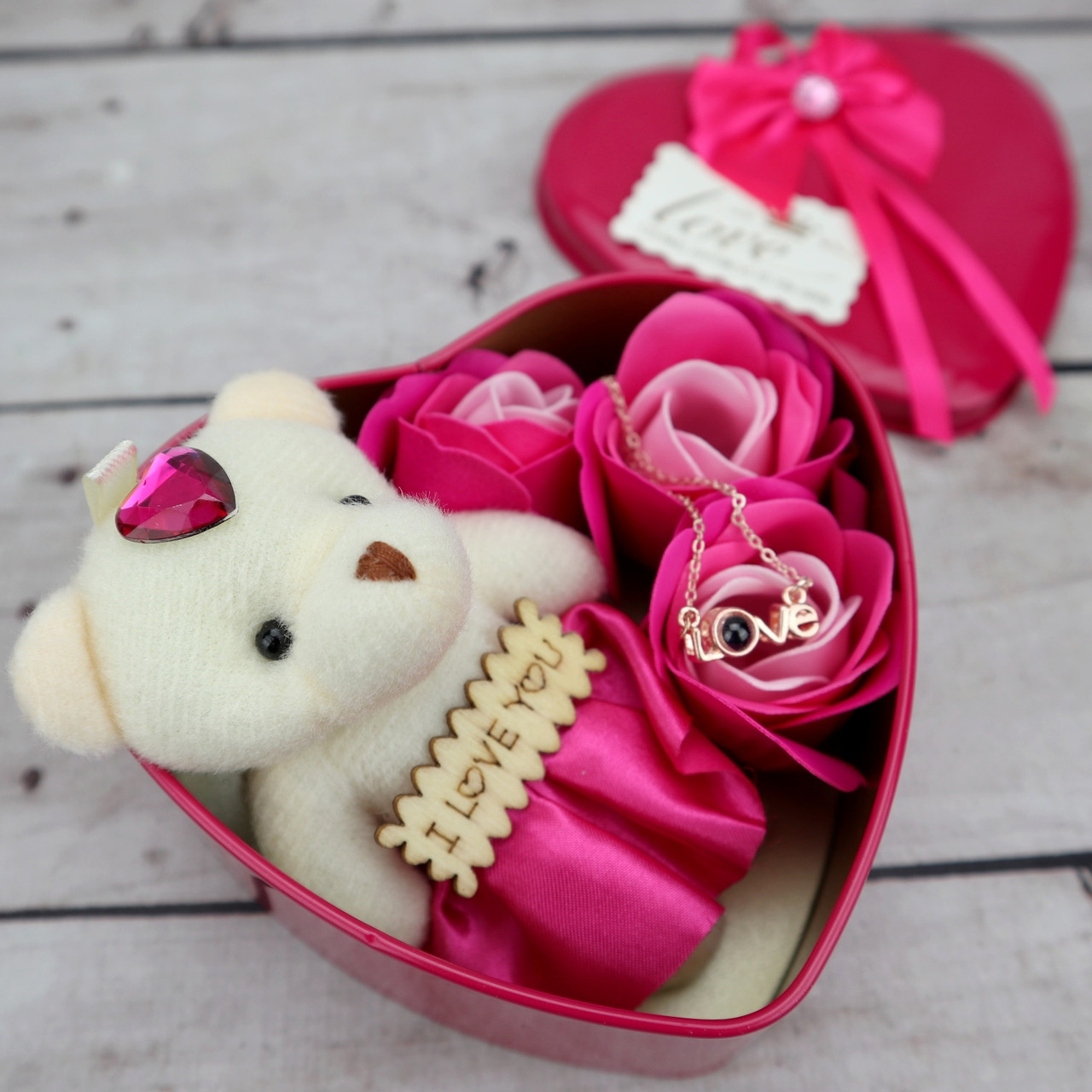 Набор мыло из роз шкатулка с кулоном надпись на 100 языках Я люблю тебя Подарок любимой девушке Розовые - фото 1 - id-p1760206578