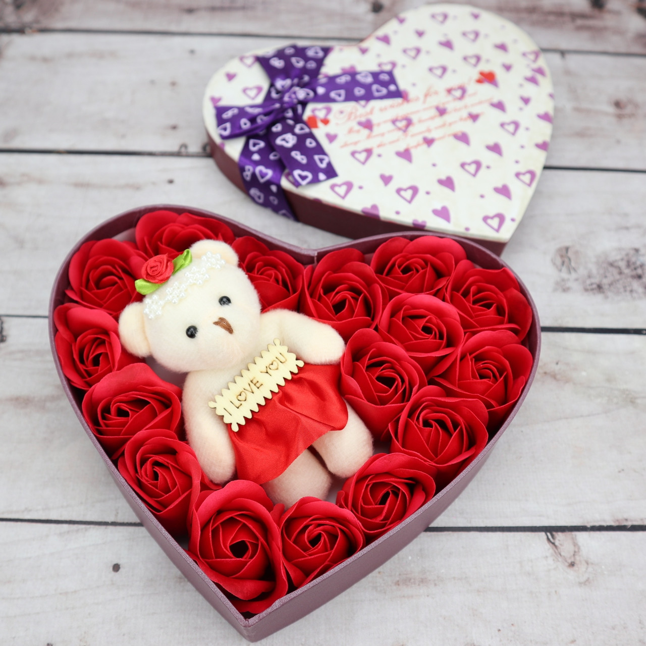 Розы в шкатулке в форме сердца с игрушкой мишка Красный На подарок девушке 14 февраля Св.Валентина 8 марта - фото 1 - id-p1760214798