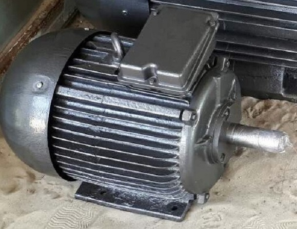 електродвигун 4АМ132М6 ціна