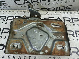 Кріплення акумулятора Honda Crv 2 2.2 (б/у)
