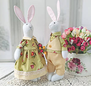 Інтер'єрні кролики і курочки