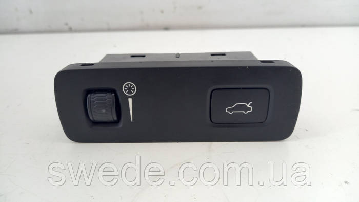 Купити Кнопка відкривання багажника Volvo XC40 XC60 XC90 2018 рр ...