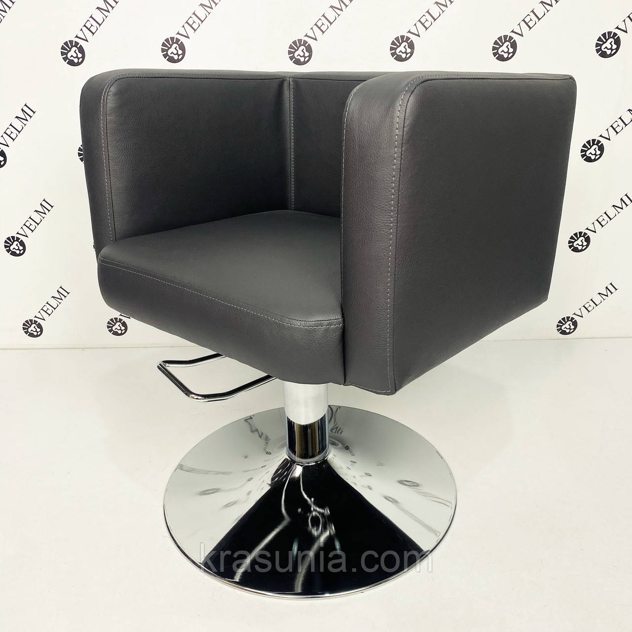 Перукарське крісло Art