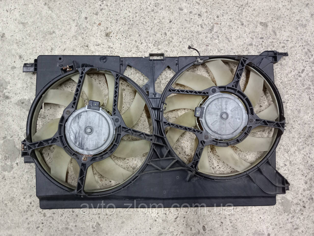 Дифузор, вентилятор радиатора Opel Vectra C, Signum. Опель Вектра Ц, Сигнум. 1.9 CDTI. 13123751., фото 1