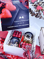 Подарочный набор меда с орехами и свечей ко Дню св.Валентина «Я завжди поруч», чорно-красный, 20х20х10 см.
