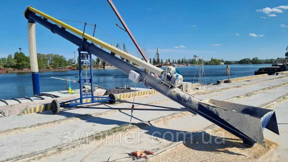 Навантажувач для завантаження зерна в баржі та вагони 120-180 тонн на годину