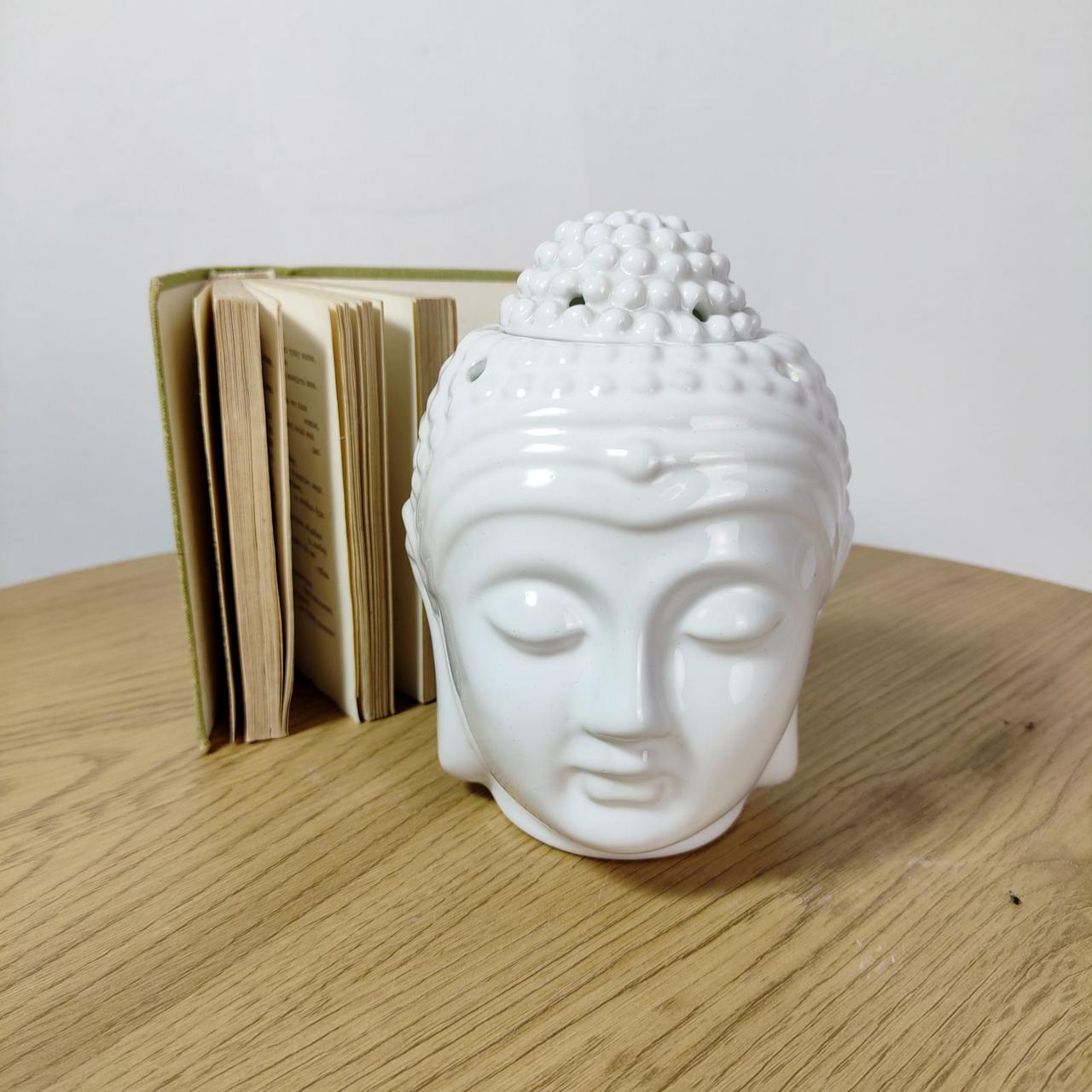 Аромалампа керамічна для ефірних масел Будда білий глянець