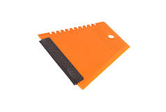 Скребок автомобільний для льоду MASTERTOOL з водосгоном 110х120 мм 84-0012