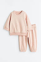 Трикотажний дитячий рожевий костюм світшот та штани для дівчинки