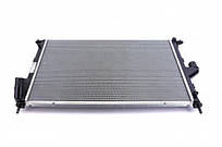 Радіатор Dacia Logan / Дача Логан / Renault Logan 1.2-1.6LPG 2004 з кондиціонером МКПП