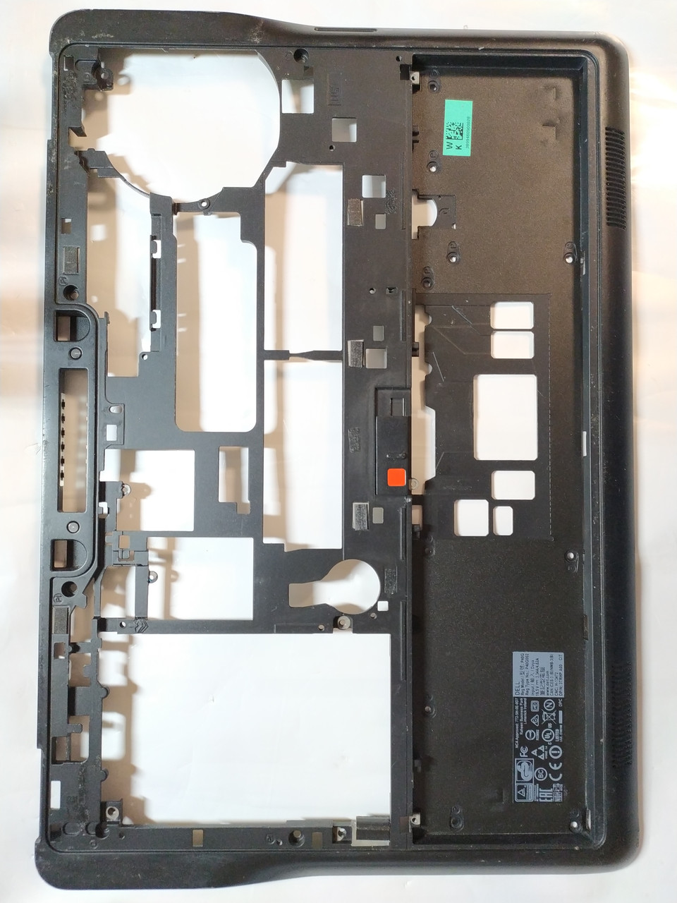 Dell latitude E7450 Корпус D (нижня частина корпусу) бу #
