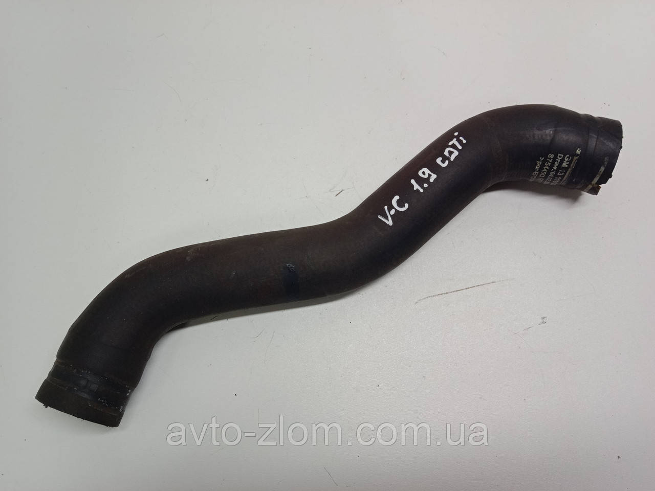 Нижній патрубок радіатора Opel Vectra C, Опель Вектра Ц. 1.9 CDTI. 13119223., фото 1