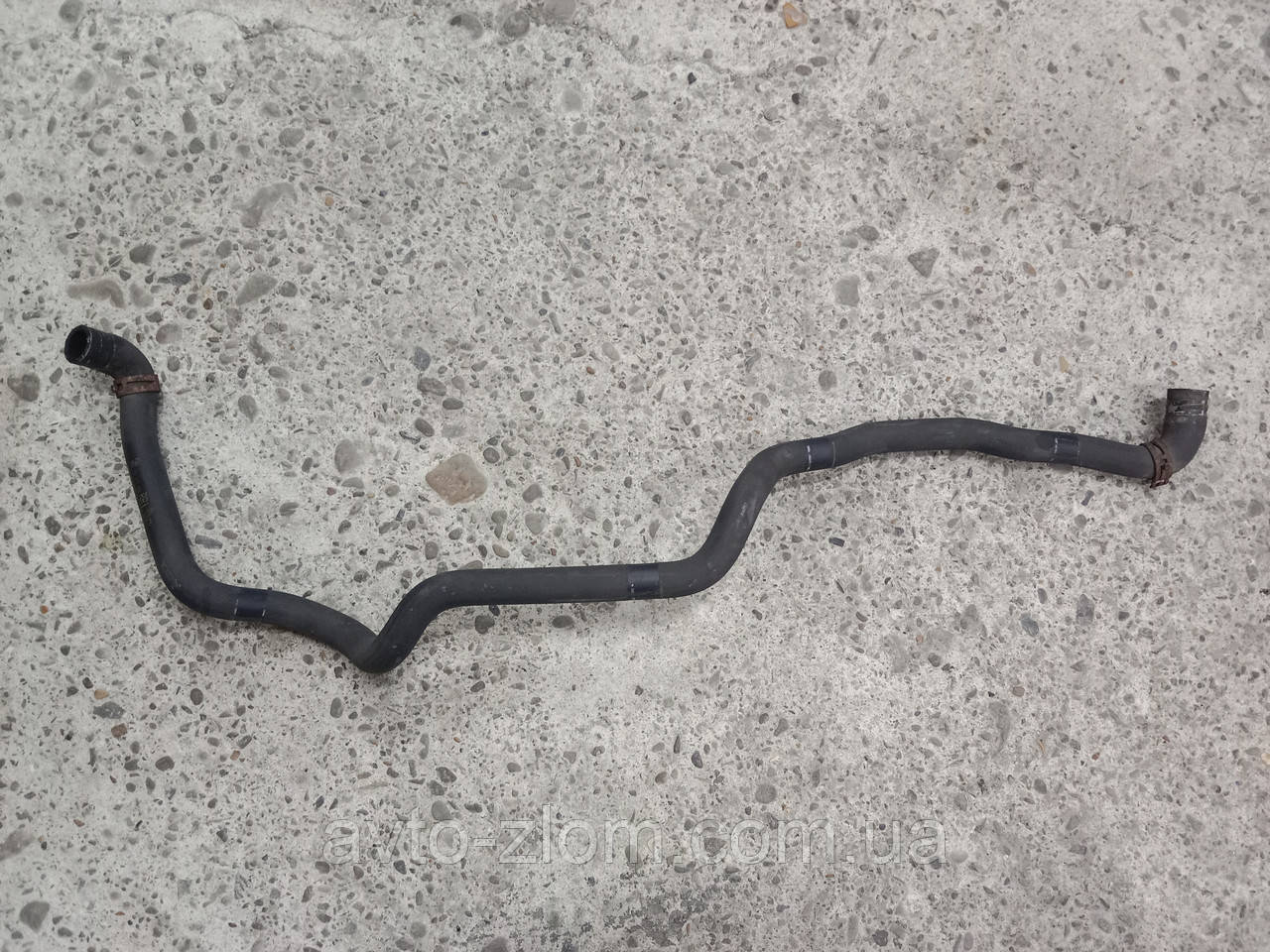 Патрубок системи охолодження Opel Vectra C, Опель Вектра Ц. 3.0 CDTI. 13110428., фото 1