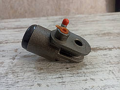 Гальмівний циліндр ГАЗ-66 передній правий (ДК)