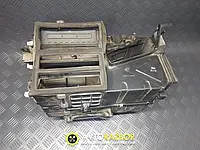 Корпус радиатора отопителя печки 972004A000 на Hyundai H200, H1 1997-2007 год