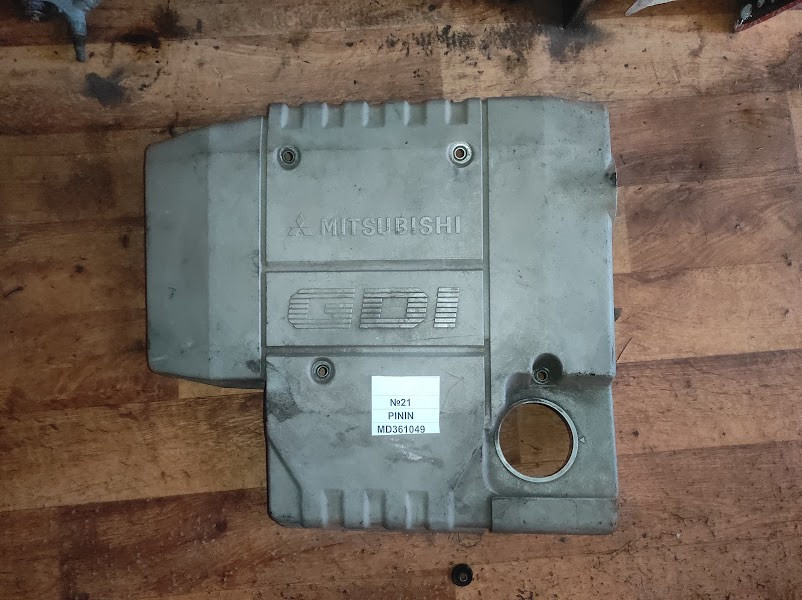 No21 Декоративна кришка двигуна MD361049 для Mitsubishi Pinin
