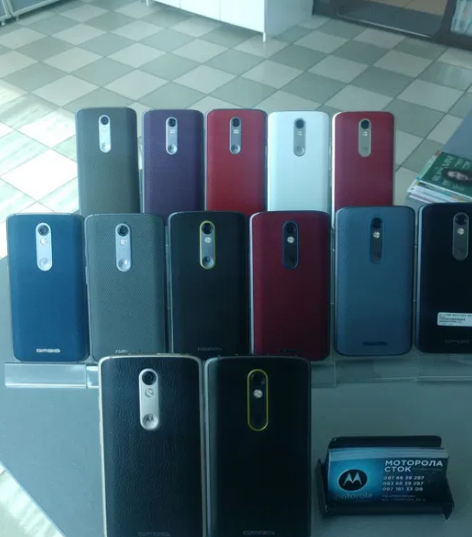 Смартфон Motorola Droid 2 Turbo XT1585