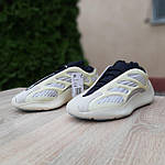 Чоловічі кросівки Adidas Yeezy 700 V3 Azael (бежеві з чорним) кроси рефлективи світяться неоном О10834 top, фото 5