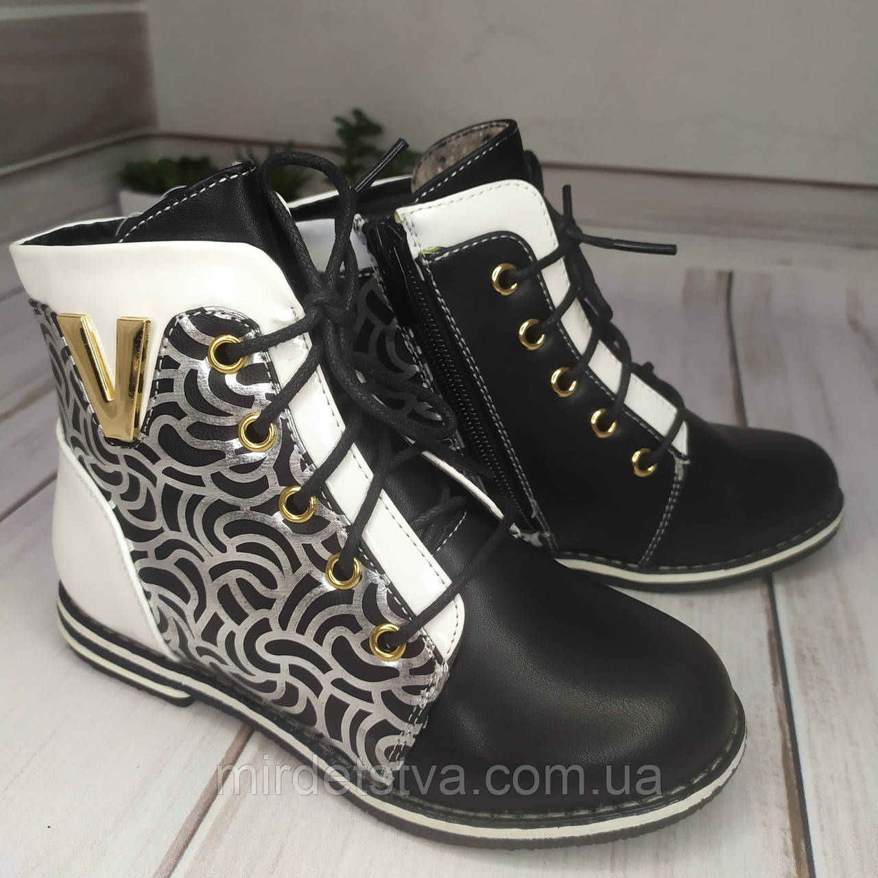 Дитячі демісезонні черевики для дівчинки Bessky чорні, фото 1