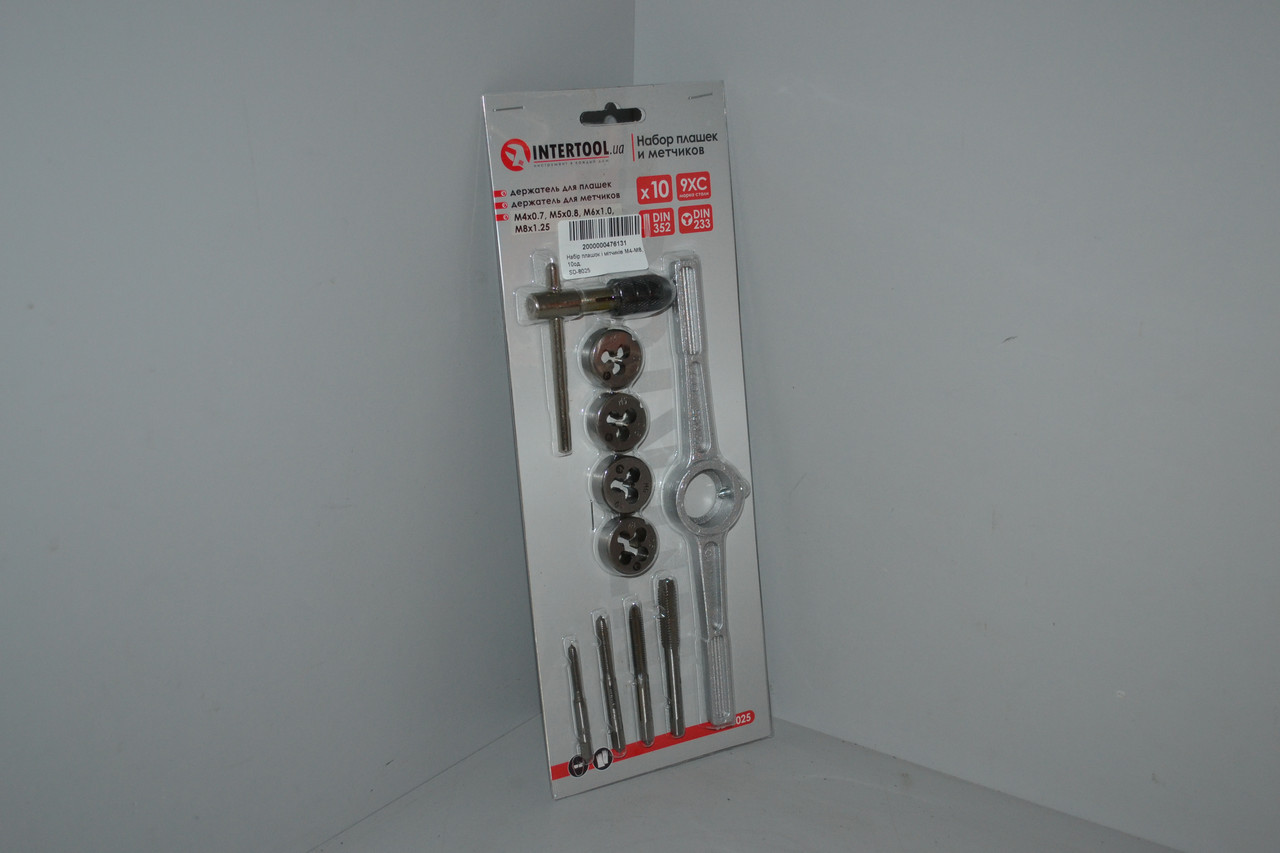 Набір плашок і мітчиків M4-M8, 10од.