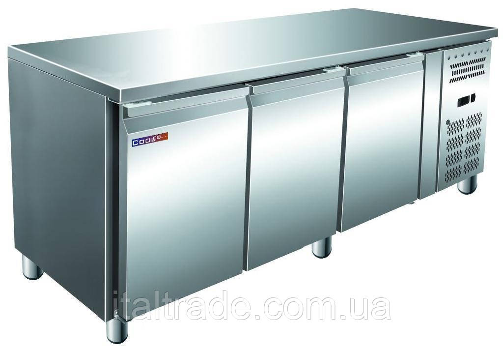 Стіл холодильний Cooleq GN3100TN об'ємом 465 л трьохдверний шириною 700 мм без борту