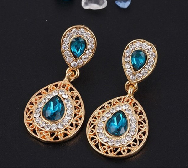 Сережки-підвіски Liresmina Jewelry з великими синіми фіанітами 3.8 см