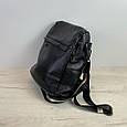 Шкіряний рюкзак з широким кольоровим ремінцем відкривається позаду КТ-2839 Чорний, фото 3
