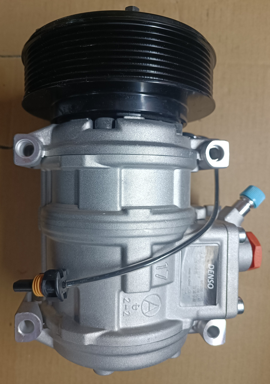 Компресор кондиціонера Denso 10РА17С (NipponDenso) PV8 146 мм 12V універсальний для трактора John Deere RE64024 TY6789