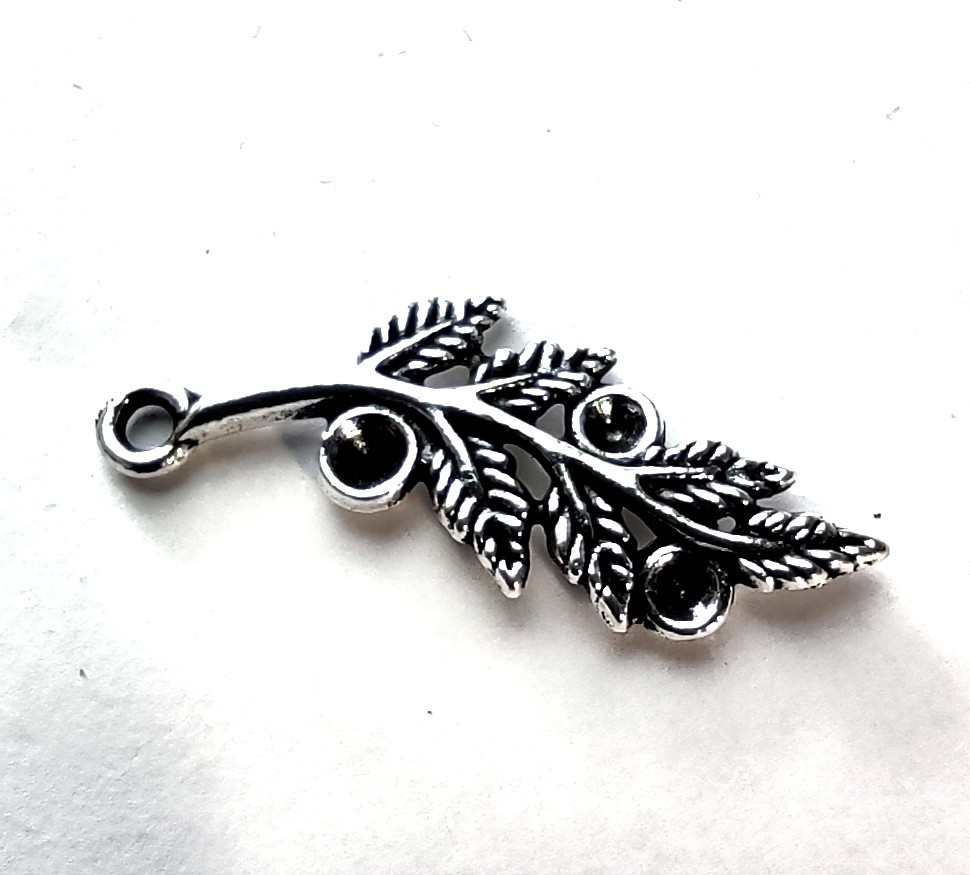 Підвіска Finding Кулон гілочка з листям Античне срібло 12 мм x 32 мм