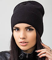 Зимняя черная женская шапка лопата вязаная теплая на флисе