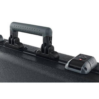 Fender Deluxe Molded Bass Case, цена: 10080 ₴, купить на