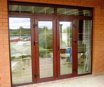 Двері пластикові, вхідні, міжкімнатні, розмір, колір, комплектація під замовлення.