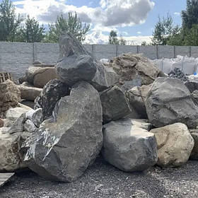 Валун великий декоративний в асортименті