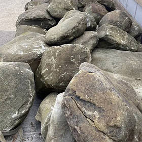 Валун закарпатський 50-200 кг/шт гладкий для ландшафтного дизайну