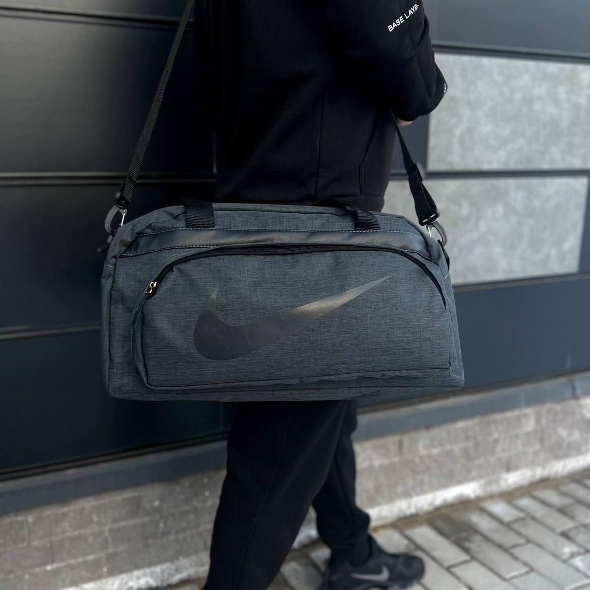 Сумка спортивна nike дорожня спорт для тренувань подорожей зручна містка