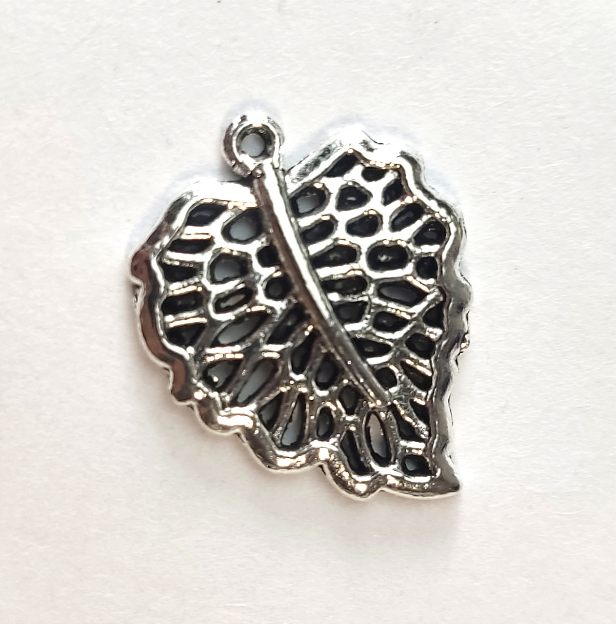 Підвіска Finding Кулон листок Античне срібло 20 мм x 25 мм