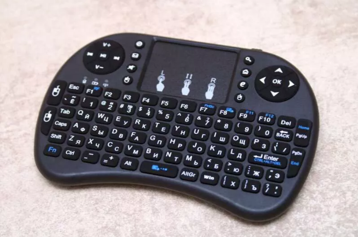 Безпровідна міні клавіатура i8 для смарт ТВ/ПК/планшетів | KEYBOARD