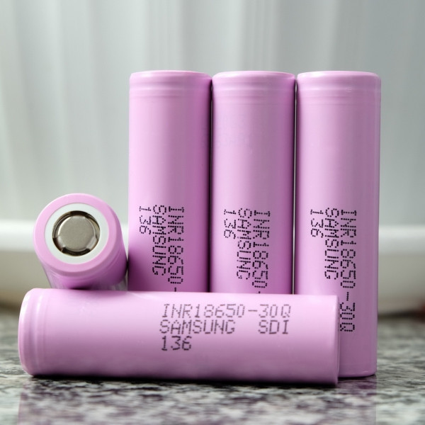 Потужний акумулятор 18650 Samsung INR18650-30Q 3000mah 3,7 V высокотоковый (25А) без захисту