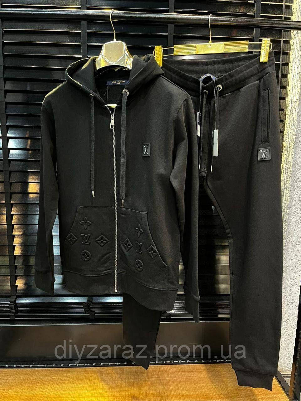 Костюм Louis Vuitton — Купити Недорого на Bigl.ua (1763276649)