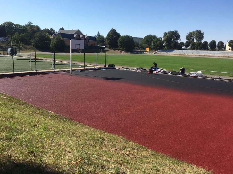 Покриття  Conipur SP. Баскетбольно/волейбольний спортивный майданчик 18x30м 2