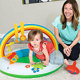 Дитячий надувний манеж Bestway 52239 "Райдуга" (91х56 см) арка з іграшками, надувною підлогою, фото 3