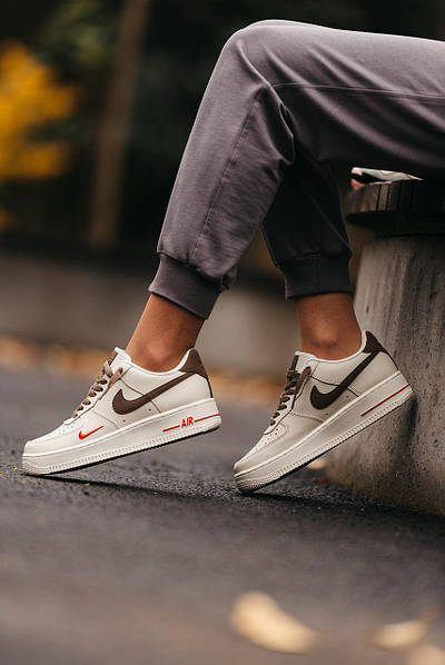 Nike air force 1 light bone black mica green discount