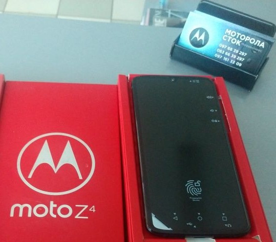 Motorola Moto Z4 New Grey, White
