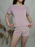 Жіноча стильна велюрова піжама шорти футболка пудрова т.м. Lekol, фото 3