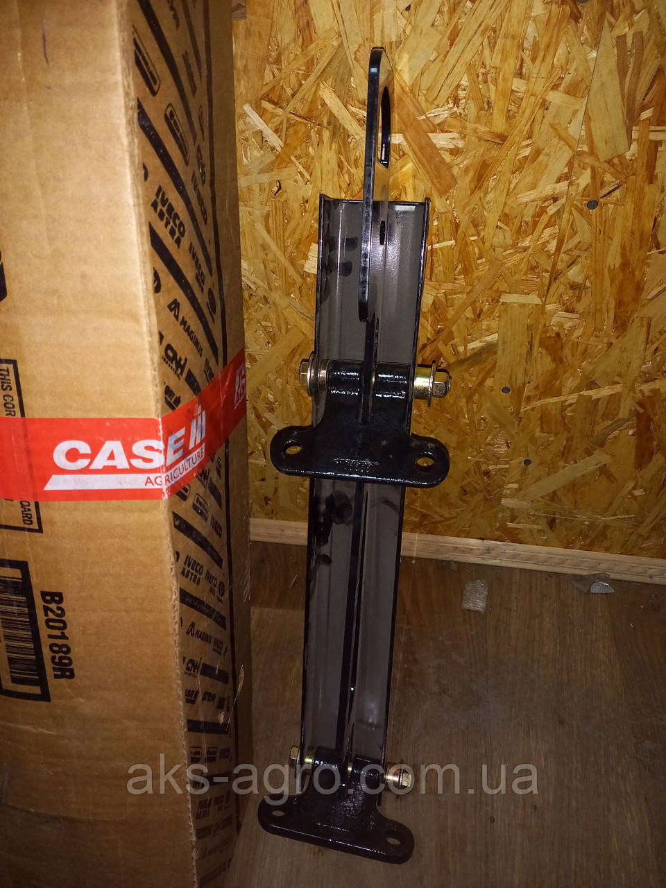 87457453 Тримач граблін CASE 06407203 ST250