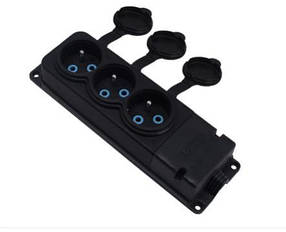 Колодка каучуковая чорная 3-а 16A 250V