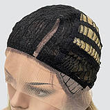 Перука каре без гривки Lyryca Lace на сітці, термоволосся, колір блондин з темним корінням, фото 7